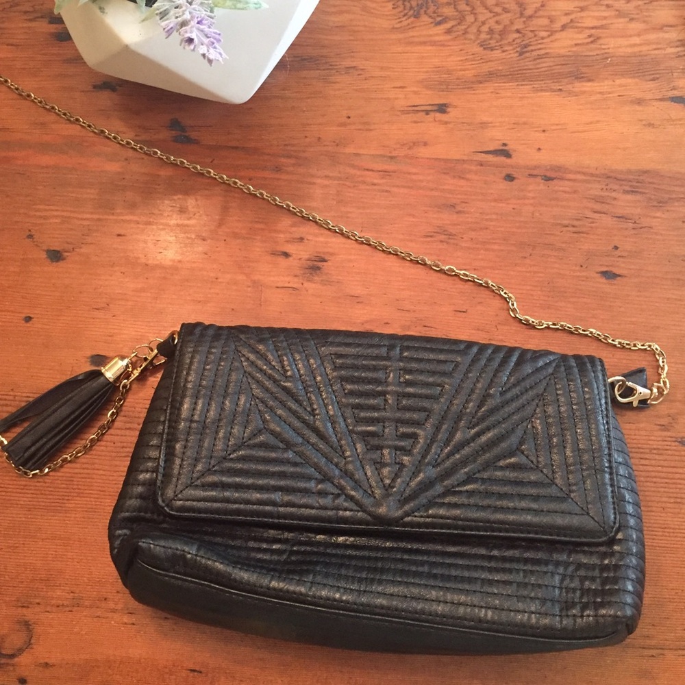 BP black purse